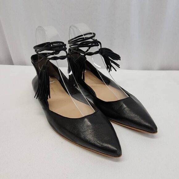 LOEFFLER RANDALL Size 6 Black Penelope Wtap Leather Tassel Accents Flats Q - Picture 1 of 11